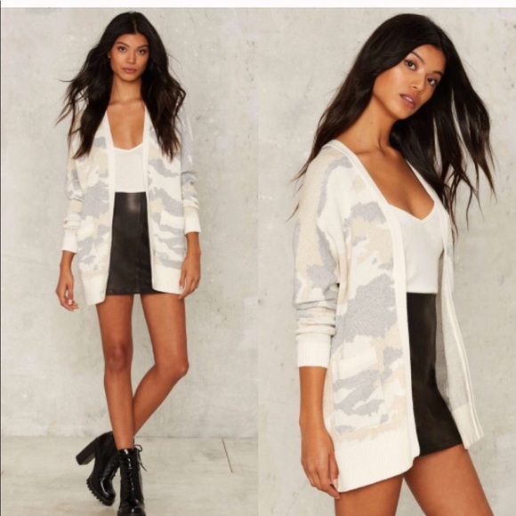 Nasty Gal Cardigan - Picture 2 of 5